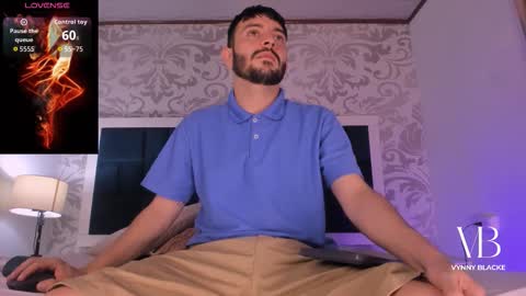 Snapshot of vynny_blacke_ chatting on January 2026 04:38:02 AM Vynny Blacke online show from January 2026 04:38:02 AM