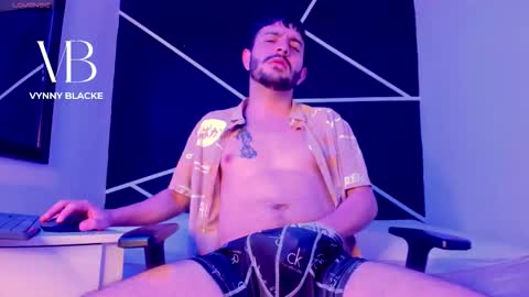 Snapshot of vynny_blacke_ chatting on February 2026 04:16:02 AM Vynny Blacke online show from February 2026 04:16:02 AM