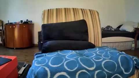 Snapshot of vype121 chatting on December 2025 07:17:01 AM vype121 online show from December 2025 07:17:01 AM