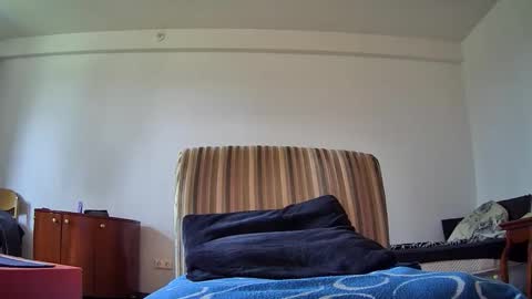 Snapshot of vype121 chatting on April 2026 08:19:02 AM vype121 online show from April 2026 08:19:02 AM