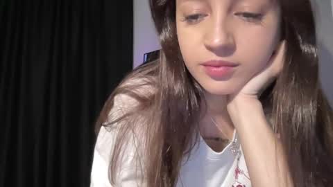 Alice  Before pvt write to me in PM  online show from February 2025 02:57:01 PM