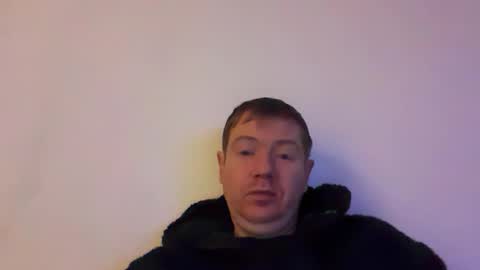 Snapshot of w919 chatting on December 2025 06:25:02 PM V online show from December 2025 06:25:02 PM