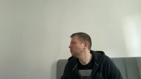 Snapshot of w919 chatting on May 2026 12:55:02 PM V online show from May 2026 12:55:02 PM