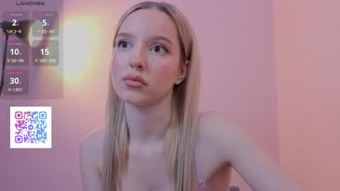 w_pickmebabby_w online show from November 2025 08:20:01 PM