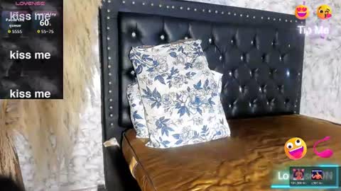 Jhon online show from June 2026 10:01:02 PM