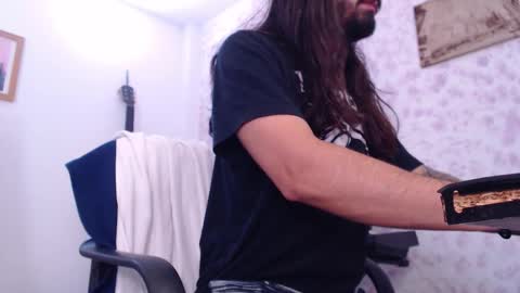 Snapshot of wake_and_bakee chatting on November 2025 07:13:01 PM John online show from November 2025 07:13:01 PM