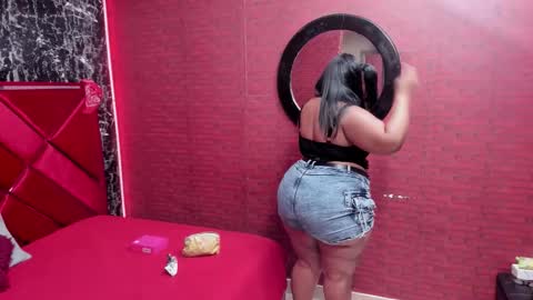 waleska   online show from February 2026 11:57:02 AM