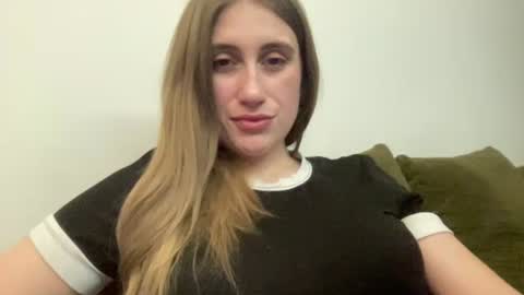 Snapshot of walkiria19 chatting on February 2026 06:56:01 PM walkiria19 online show from February 2026 06:56:01 PM