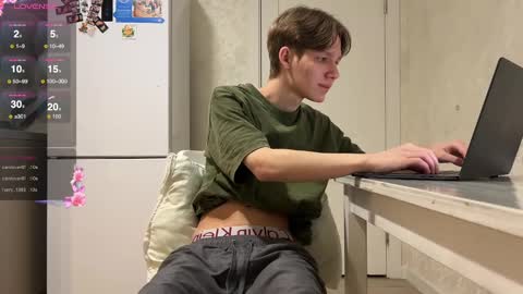 Snapshot of walterback chatting on March 2025 11:38:01 PM Mark and Tom online show from March 2025 11:38:01 PM