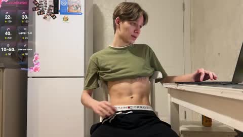 Snapshot of walterback chatting on March 2025 05:49:02 PM Mark and Tom online show from March 2025 05:49:02 PM