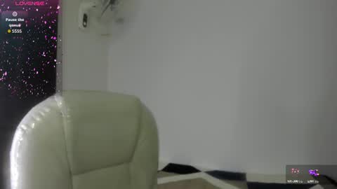 walton_abieca_ online show from July 2026 08:33:02 PM