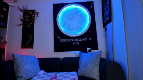   online show from May 2026 03:12:01 AM