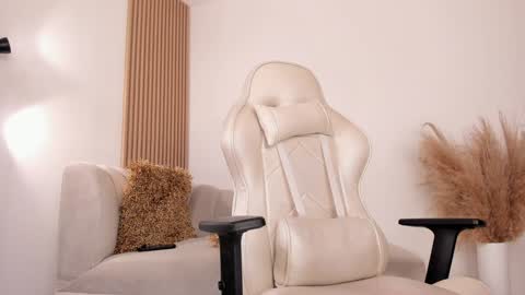 Wanda online show from December 2024 05:15:01 PM