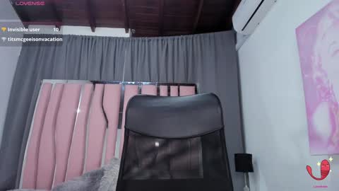 Snapshot of wandaxs69 chatting on February 2025 02:22:02 AM wanda online show from February 2025 02:22:02 AM