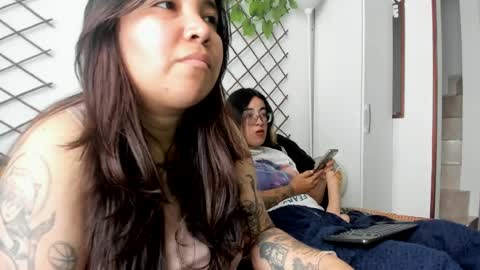 Snapshot of waningrosee chatting on July 2026 06:24:02 PM Waningrose Lu online show from July 2026 06:24:02 PM