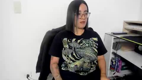 Snapshot of waningrosee chatting on August 2026 09:51:02 PM Waningrose Lu online show from August 2026 09:51:02 PM