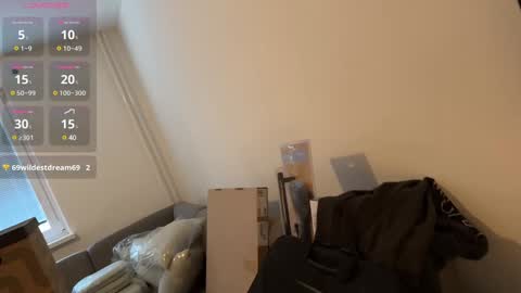 Snapshot of wannaseeyourface chatting on December 2024 10:50:02 AM new online show from December 2024 10:50:02 AM