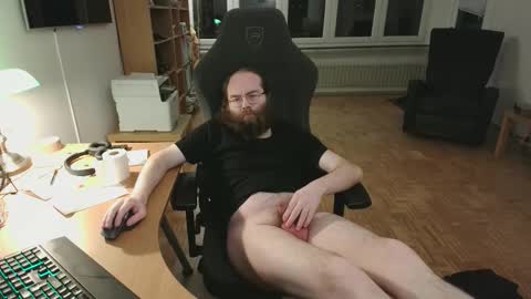 wantsahug online show from February 2026 01:34:02 AM