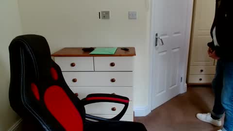 wanttobefree90 online show from June 2026 11:13:02 AM