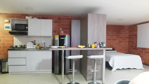 Warren Kener online show from April 2026 12:41:02 AM