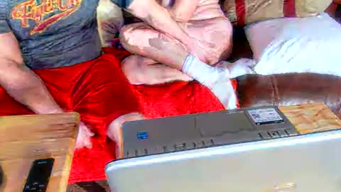 Snapshot of watchedging chatting on February 2026 03:42:01 PM Hereforfun online show from February 2026 03:42:01 PM