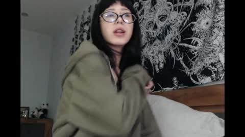 Mina online show from May 2026 09:34:02 PM