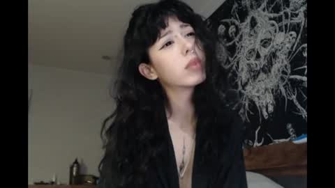 Mina online show from June 2026 10:19:02 PM
