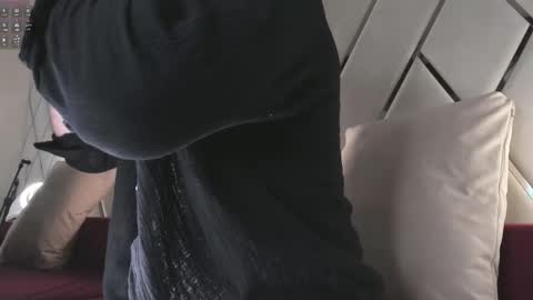 Wayne online show from February 2025 04:46:02 AM