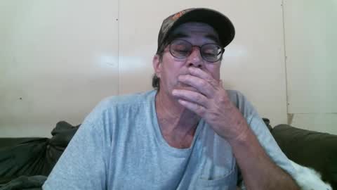 Snapshot of wbfarm chatting on October 2025 01:57:01 AM WB Farm online show from October 2025 01:57:01 AM