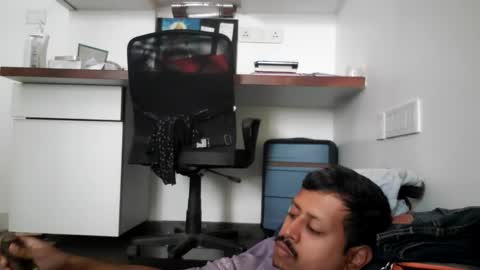 sexyguy online show from February 2026 05:58:02 AM