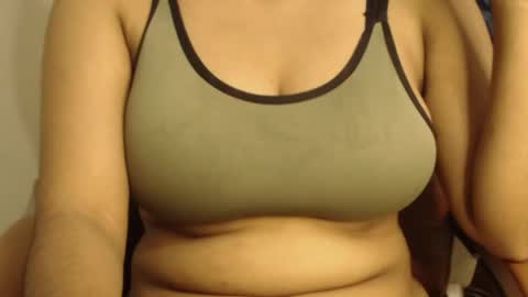 mina online show from April 2026 04:48:02 PM