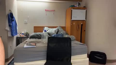 Snapshot of webslingxxxx chatting on December 2024 11:14:02 PM webslingxxxx online show from December 2024 11:14:02 PM