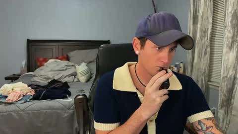 Snapshot of webslingxxxx chatting on December 2024 02:01:02 AM webslingxxxx online show from December 2024 02:01:02 AM