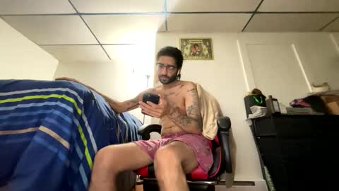 ShootingWebs online show from October 2025 10:29:01 PM