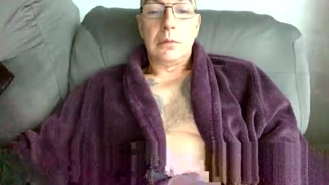 wechatistrokeurub online show from October 2025 08:13:01 AM