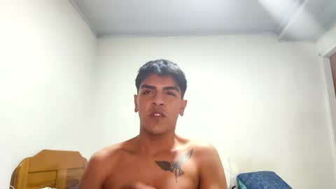 Snapshot of weed_zack chatting on July 2026 10:23:01 PM weed_zack online show from July 2026 10:23:01 PM
