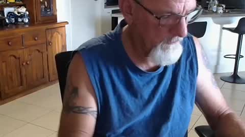 Wellhelloo online show from February 2026 06:26:01 AM