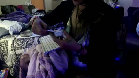 Snapshot of weluvwoman84 chatting on January 2025 01:06:01 AM RiZZA and MiKE online show from January 2025 01:06:01 AM