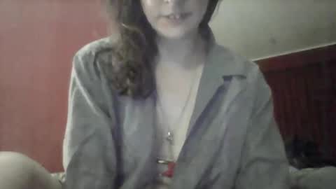 Snapshot of weluvwoman84 chatting on October 2025 04:01:02 AM RiZZA and MiKE online show from October 2025 04:01:02 AM