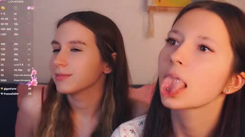 Snapshot of wendiesetters chatting on November 2025 07:56:02 PM Nora online show from November 2025 07:56:02 PM