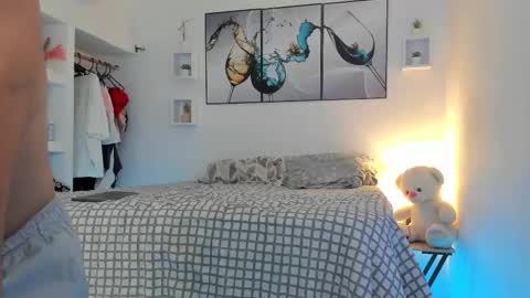 Snapshot of wendy_and_alex1712 chatting on February 2025 10:43:02 PM Wendy Alex online show from February 2025 10:43:02 PM