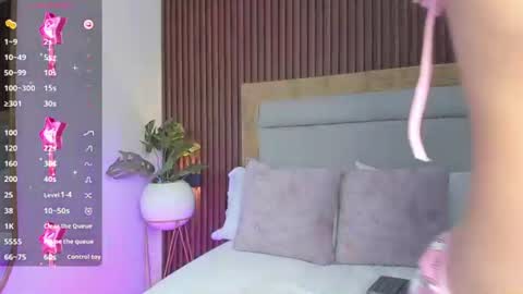 Snapshot of wendy_jonnes chatting on August 2026 03:10:01 AM W E N online show from August 2026 03:10:01 AM