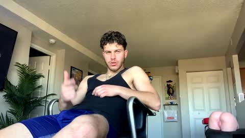 Snapshot of wentbrokeonstrippers chatting on February 2025 04:14:01 PM Topjitt online show from February 2025 04:14:01 PM