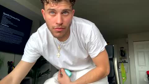 Snapshot of wentbrokeonstrippers chatting on March 2025 07:59:02 PM Topjitt online show from March 2025 07:59:02 PM