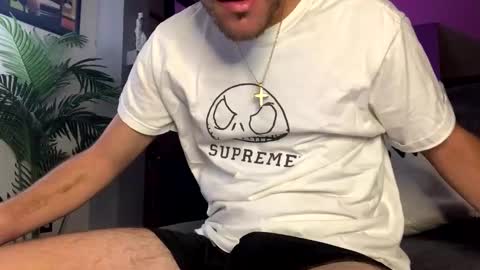 Snapshot of wentbrokeonstrippers chatting on December 2025 04:32:01 AM Topjitt online show from December 2025 04:32:01 AM