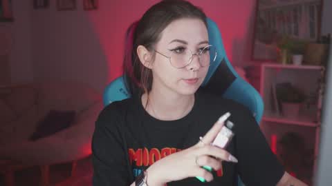 little girl who is always rightLisa online show from December 2024 05:23:02 AM