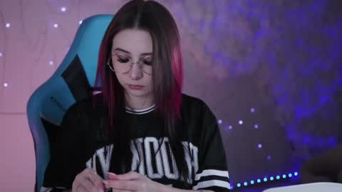 little girl who is always rightLisa online show from January 2025 02:22:02 AM