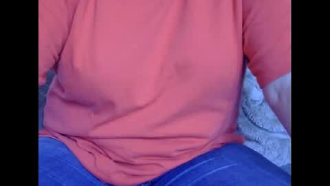 wet_pants2022 online show from February 2025 10:37:02 AM