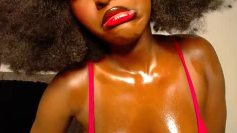 Macey online show from February 2025 11:27:02 AM