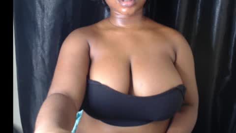 Snapshot of wet_xxpussy55 chatting on December 2025 11:31:01 PM Sonia online show from December 2025 11:31:01 PM